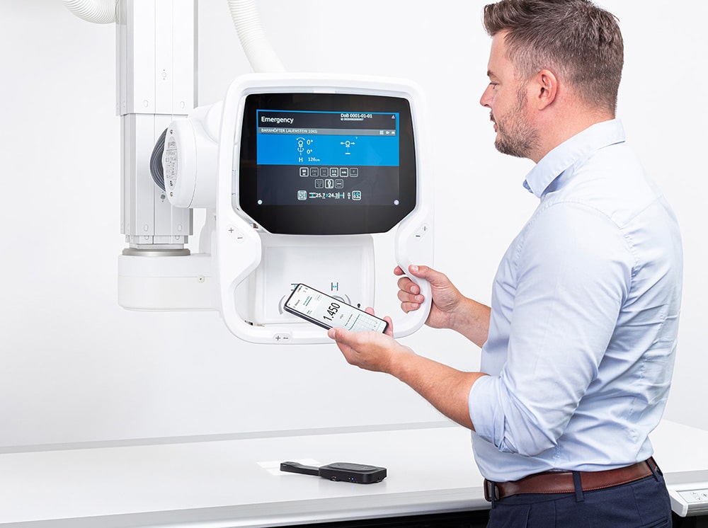 Mako meter and mako Display in X-ray room